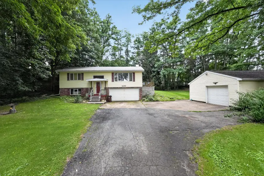 1400 Fairview Highway, Charlotte, MI 48813 - #3