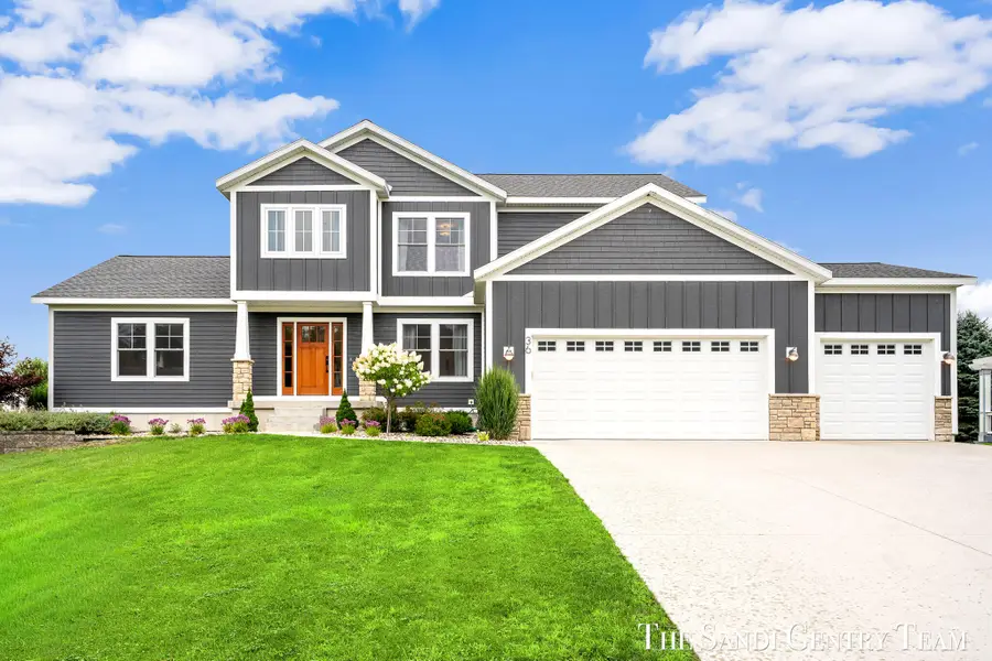36 W Farr Road, Norton Shores, MI 49444 - #2
