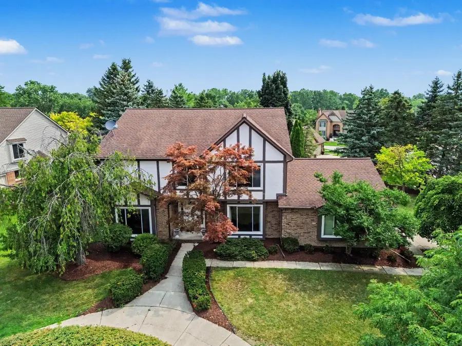 22276 Sheffield Court, Farmington Hills, MI 48335 - #3