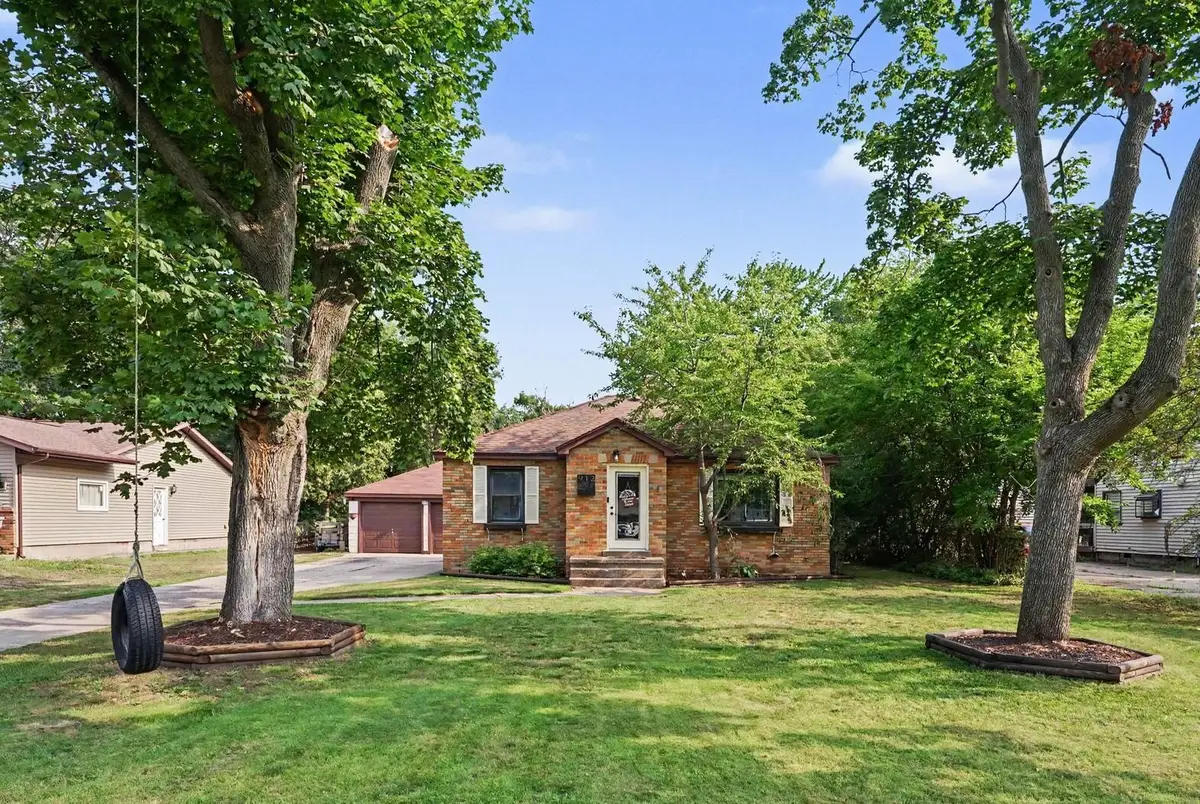 912 Wendover Boulevard, Norton Shores, MI 49441 - #1