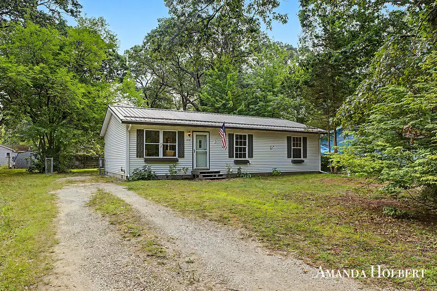 230 Shonat Street, Muskegon, MI 49442 - #3