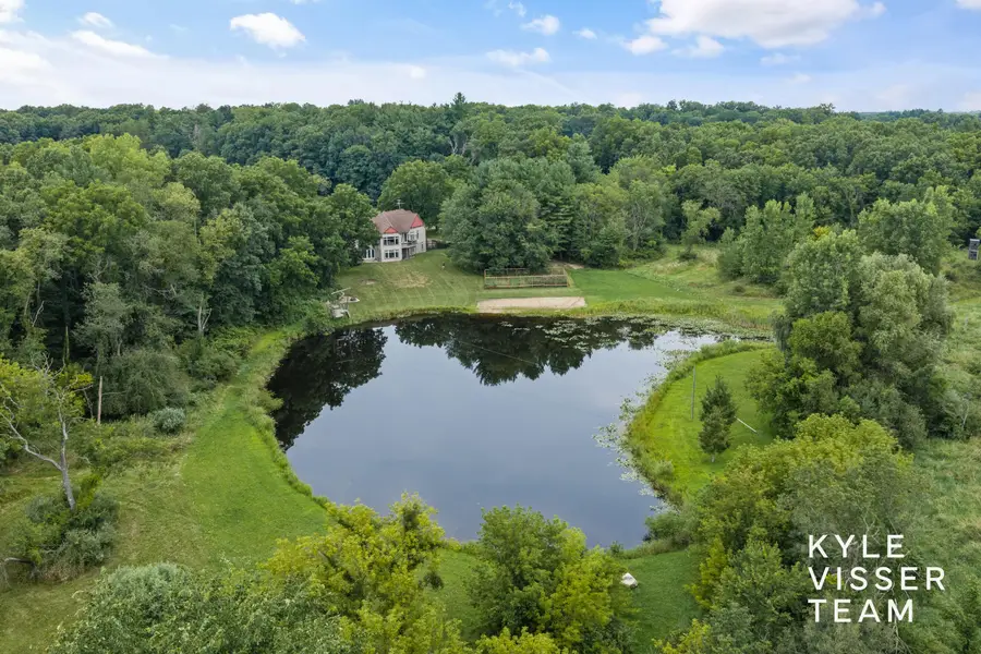 590 Talisman Drive Ne, Lowell, MI 49331 - #2
