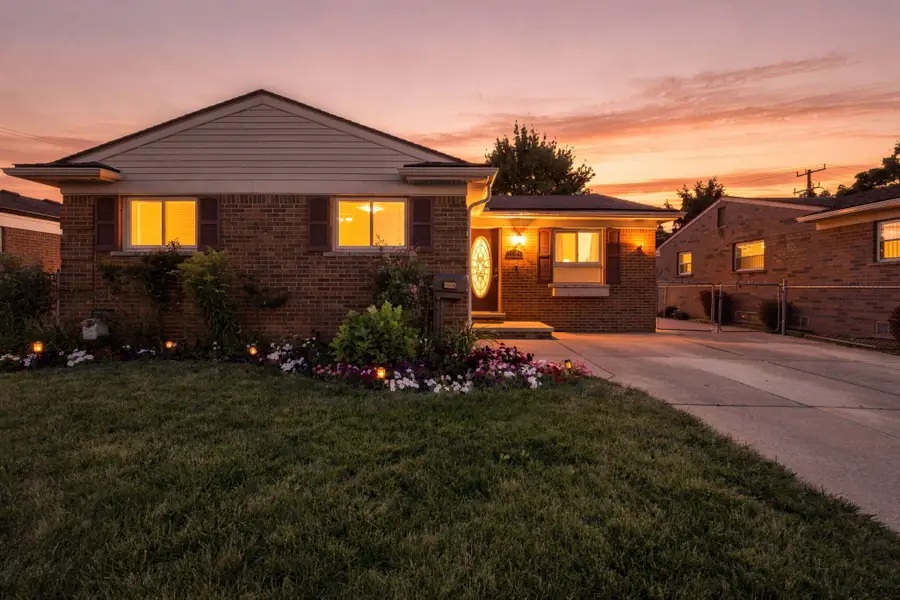 11414 Beech Daly Road, Redford, MI 48239 - #3
