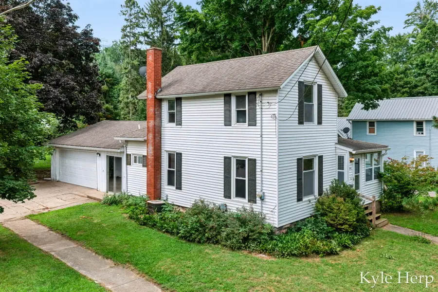 204 W South Street, Hastings, MI 49058 - #2