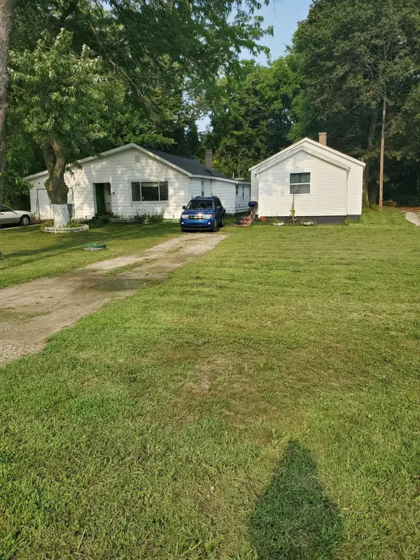 431 N Crystal Avenue, Benton Harbor, MI 49022
