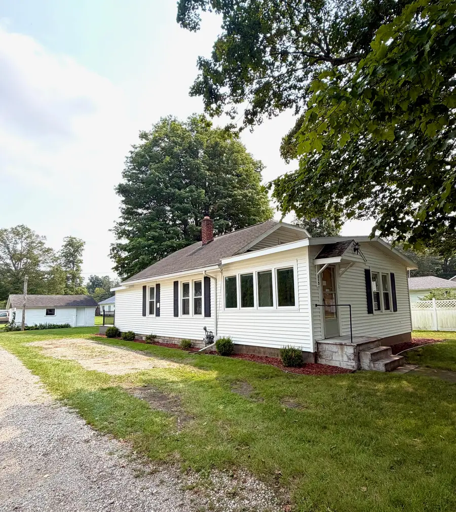 215 S Jane Street, Centreville, MI 49032 - #3