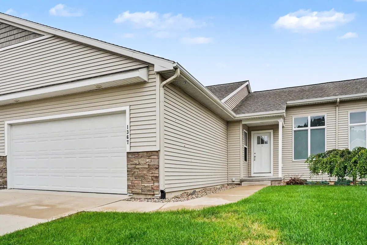 1367 S Village Circle, Kalamazoo, MI 49009 - #1