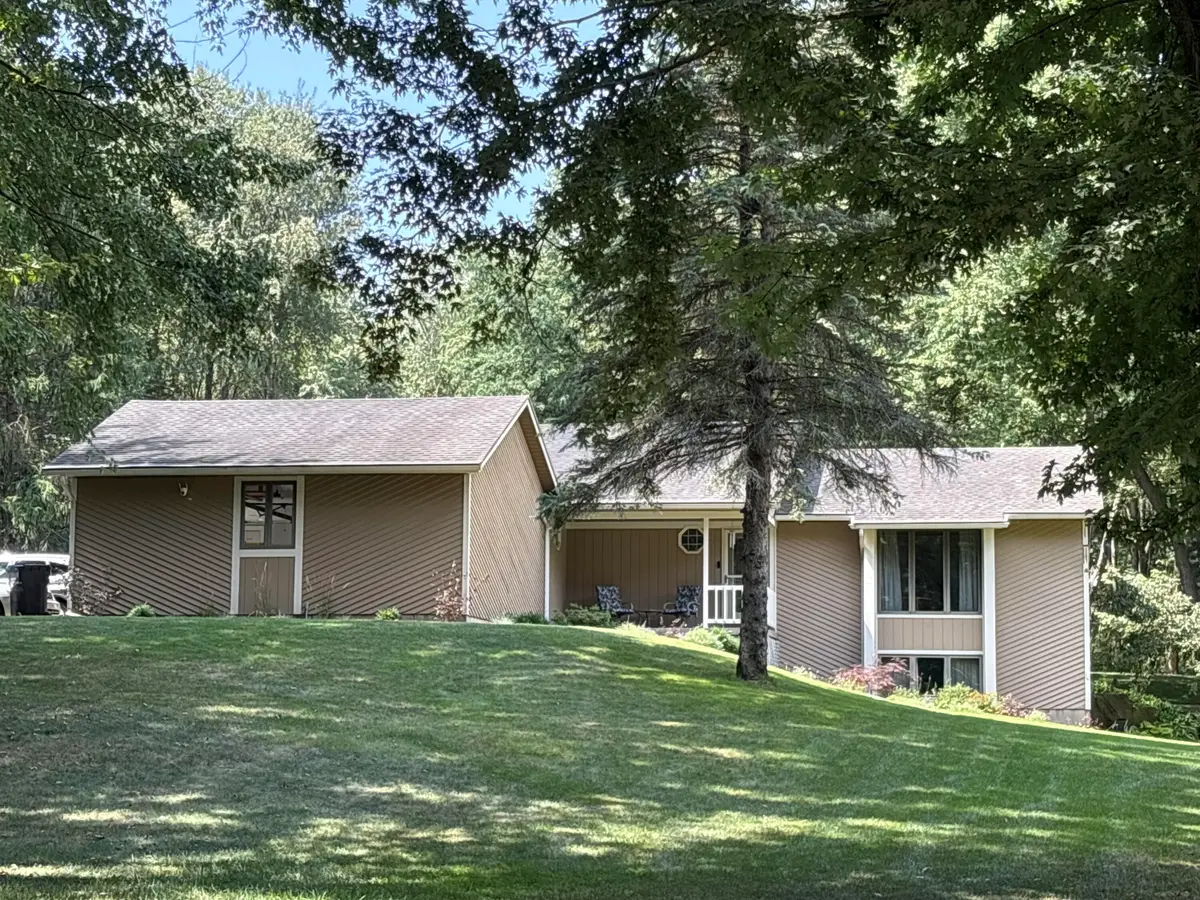 4729 Kenowa Avenue Sw, Grandville, MI 49418 - #1