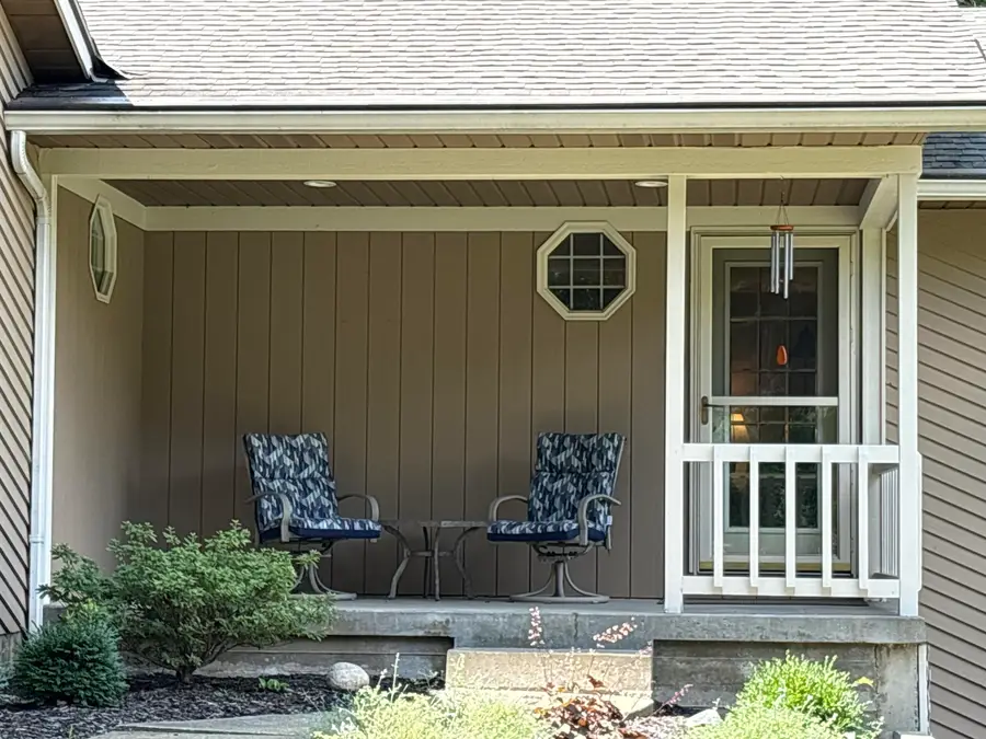 4729 Kenowa Avenue Sw, Grandville, MI 49418 - #2