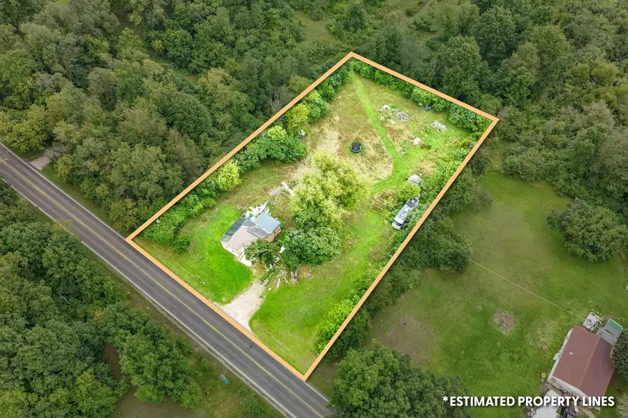 1451 S Hillsdale Road, Hillsdale, MI 49242 - #3