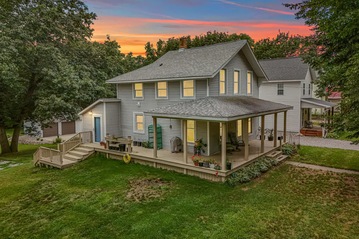 48 Marion Street, Hillsdale, MI 49242 - #1