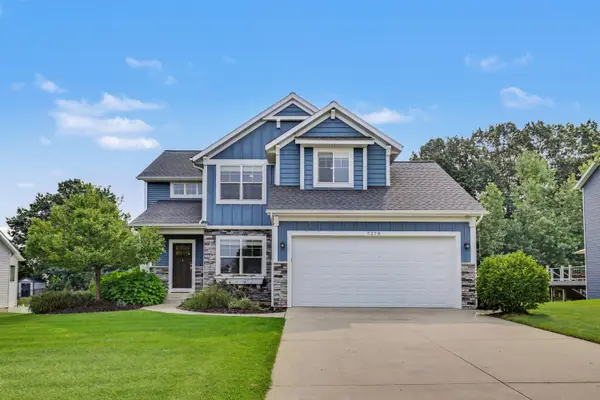 7278 Rosie Shores Drive Sw, Byron Center, MI 49315