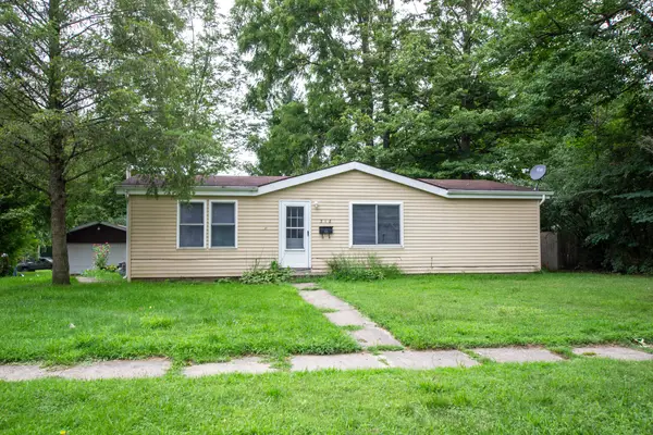 318 S East Street, Cassopolis, MI 49031