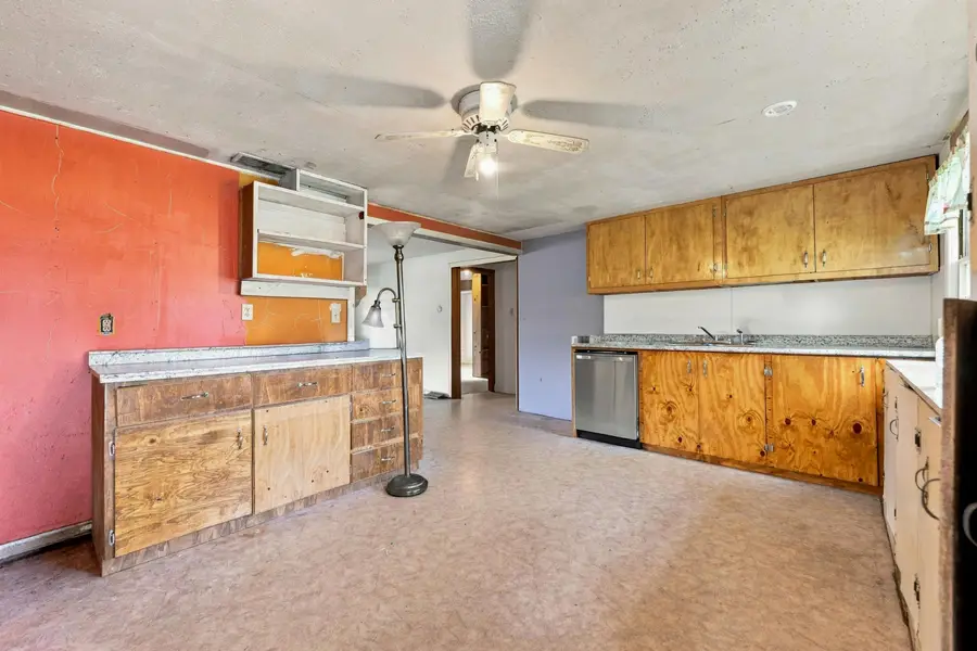 876 110th Avenue, Plainwell, MI 49080 - #3