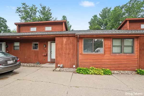 228 S Wall Street #2, Zeeland, MI 49464