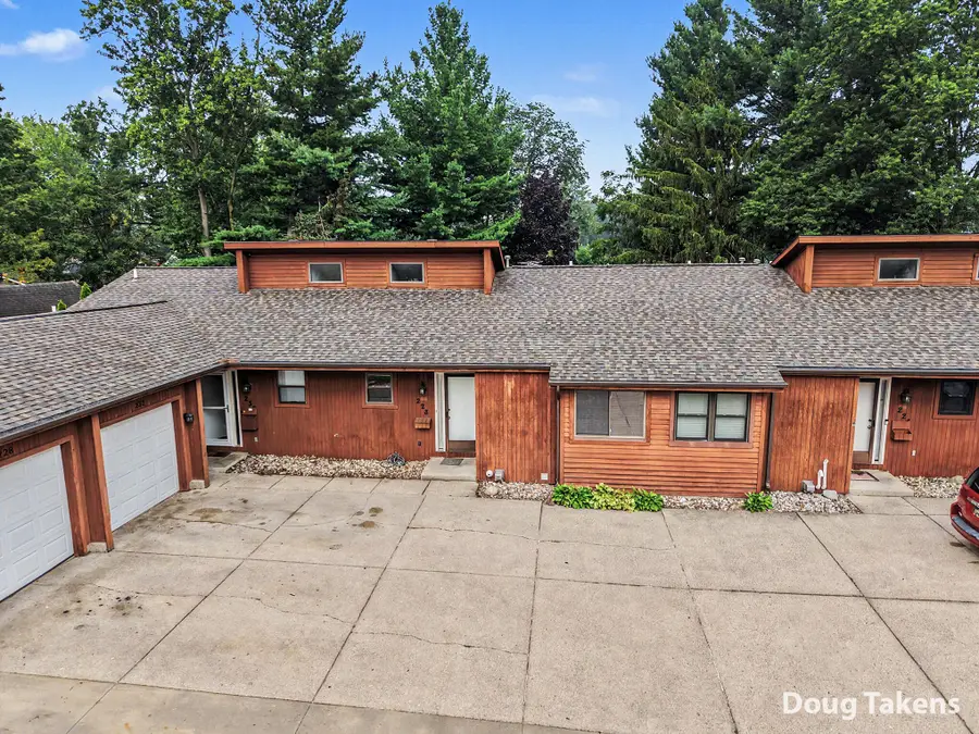 228 S Wall Street #2, Zeeland, MI 49464 - #2