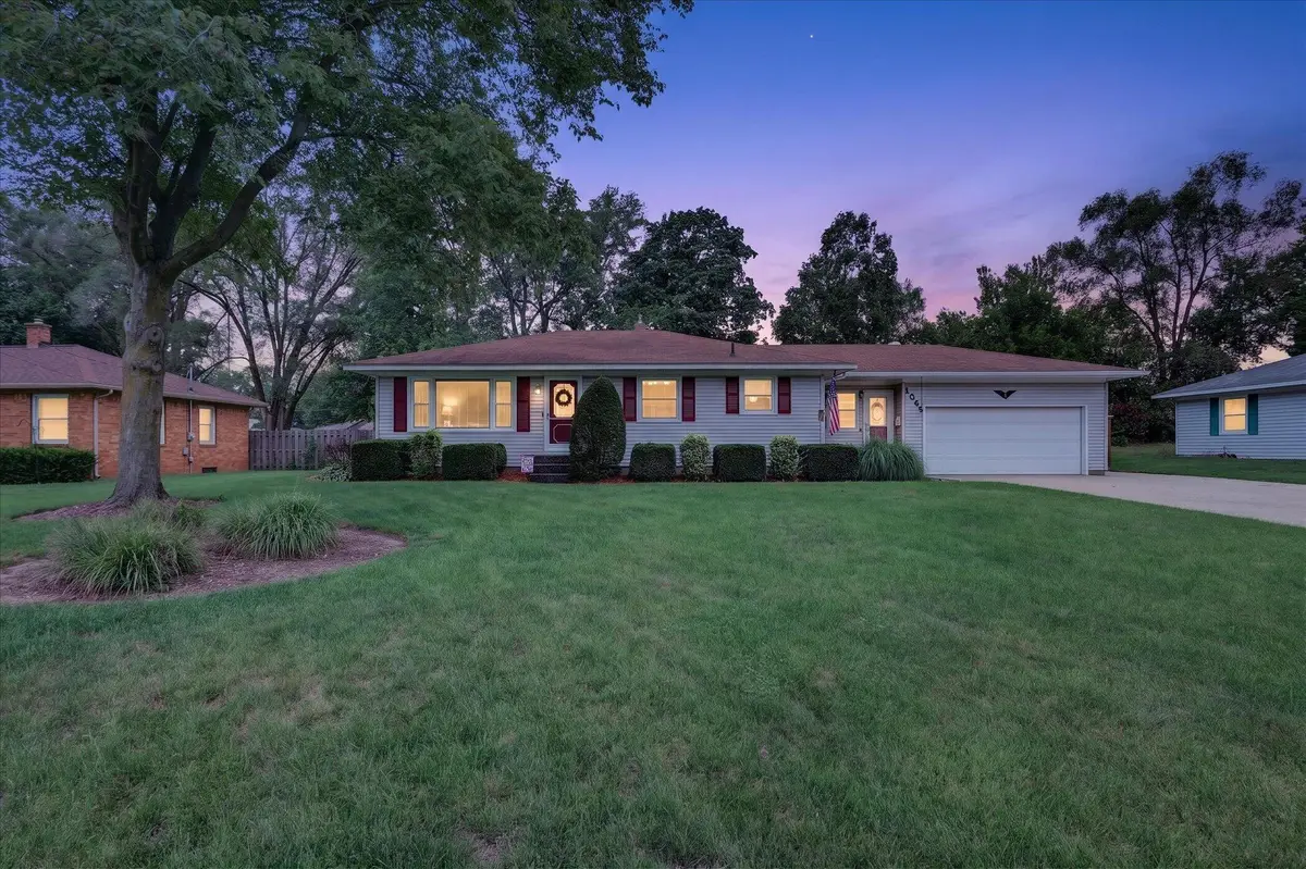 1055 Elmwood Drive, Jenison, MI 49428 - #1