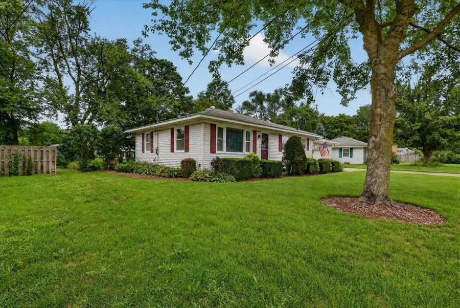 1055 Elmwood Drive, Jenison, MI 49428 - #2