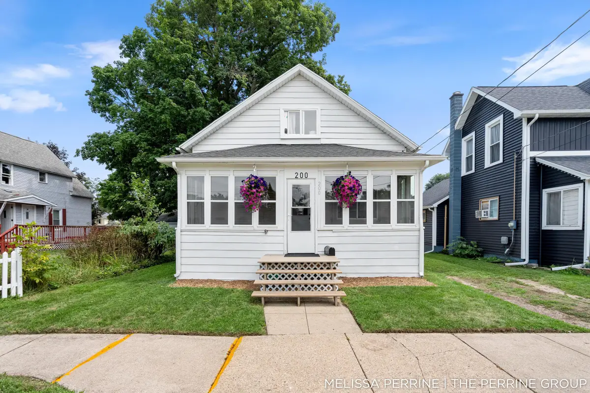 200 Grove Street Nw, Sparta, MI 49345 - #1