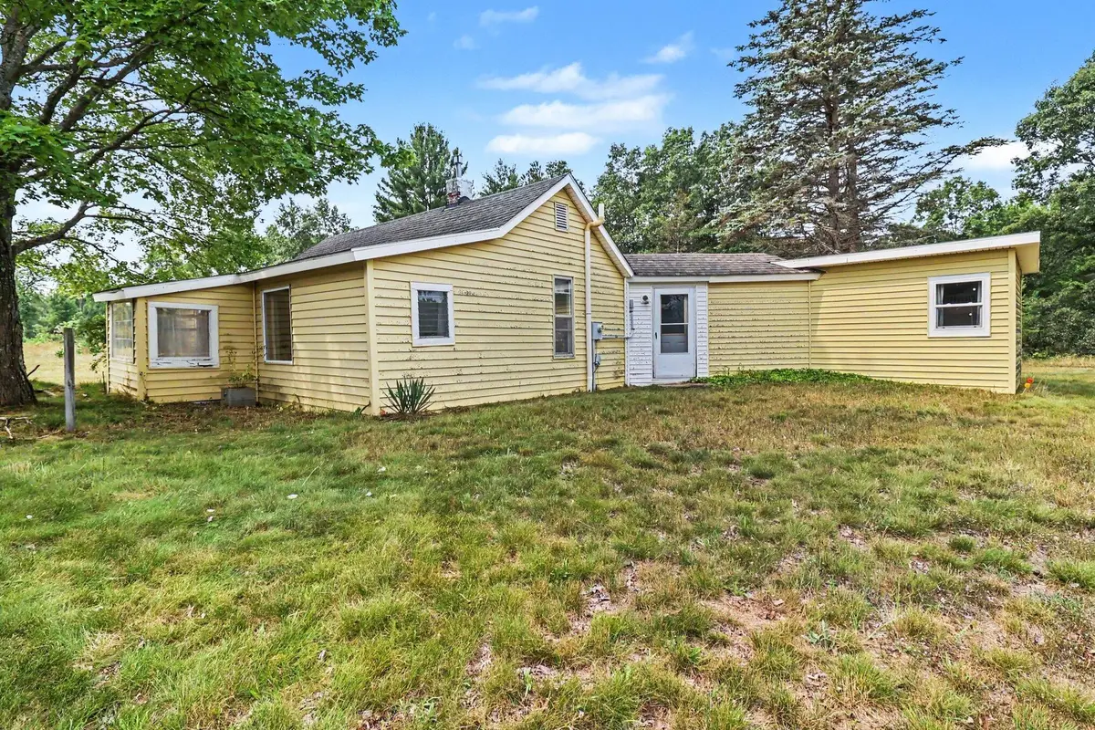 10553 N Us 31, Free Soil, MI 49411 - #1