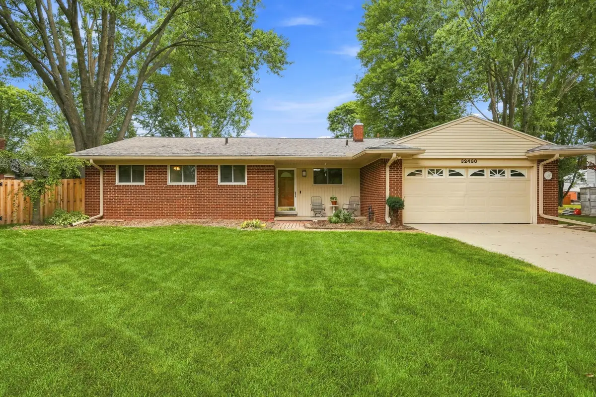32460 Dunford Street, Farmington Hills, MI 48334 - #1