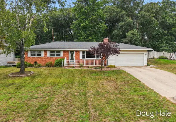 1674 Bonneville Drive, Norton Shores, MI 49441