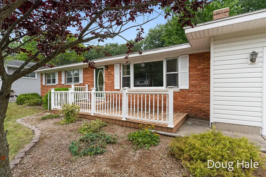 1674 Bonneville Drive, Norton Shores, MI 49441 - #3