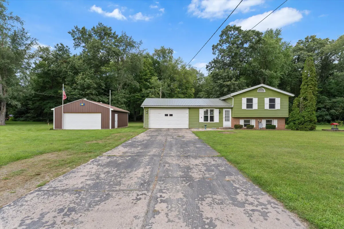 19070 State Line Road, Edwardsburg, MI 49112 - #1