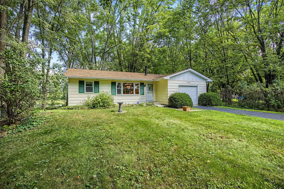 1940 Maple Grove Road, Jackson, MI 49201 - #1