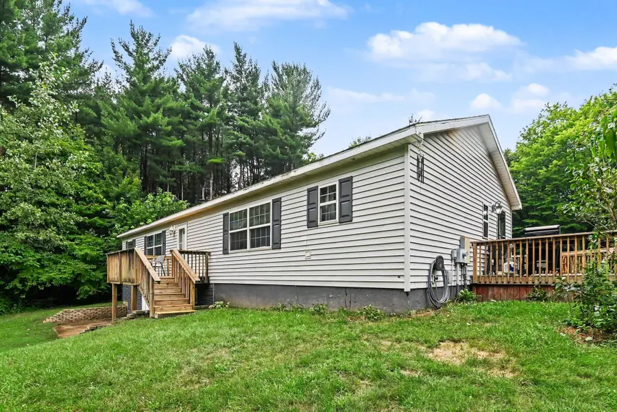6113 102nd Avenue, South Haven, MI 49090 - #2