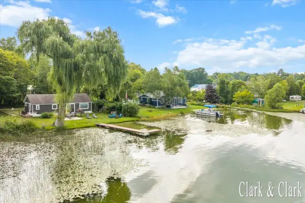 13300 W Stanton Road, Trufant, MI 49347