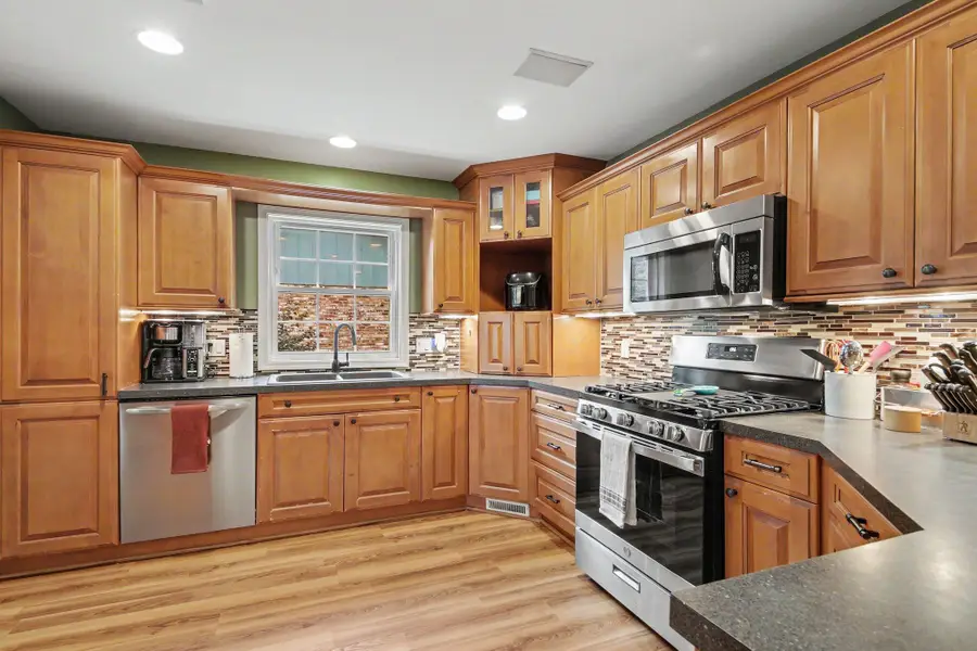 1446 Mapleview Street Se, Kentwood, MI 49508 - #2