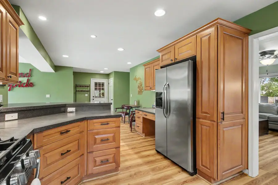 1446 Mapleview Street Se, Kentwood, MI 49508 - #3