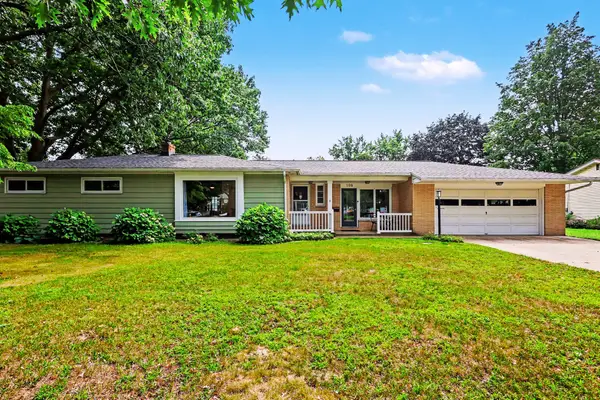 106 E 31st Street, Holland, MI 49423