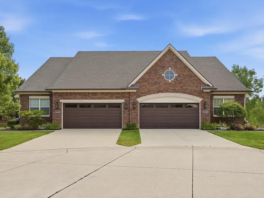 40466 Juniper Court, Clinton Township, MI 48036 - #2