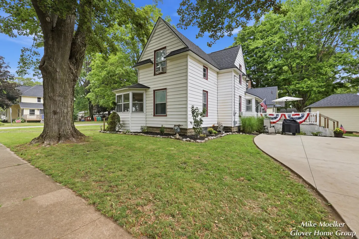 432 N Maple Street, Hopkins, MI 49328 - #1