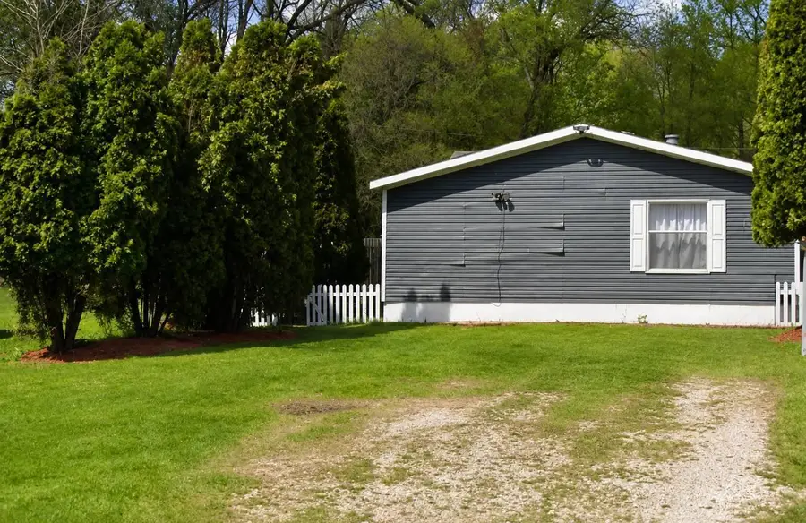 421 Fulton Street, Buchanan, MI 49107 - #2