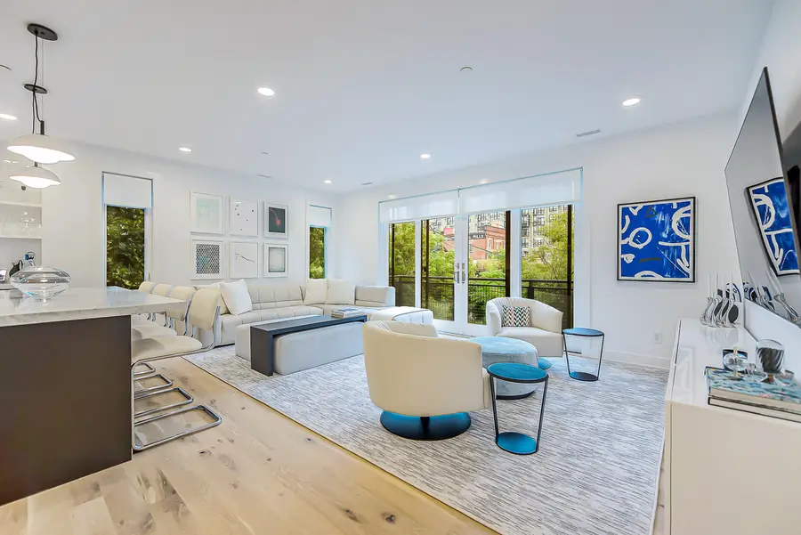 318 W Liberty Street #101, Ann Arbor, MI 48103 - #3