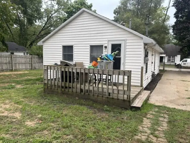 1262 W Langeland Avenue, Muskegon, MI 49442 - #2