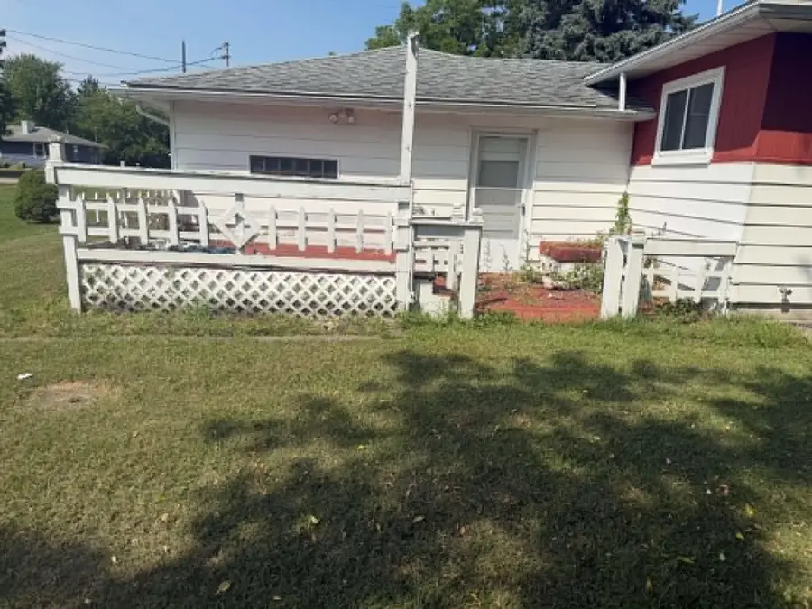 1820 SE Boutell Road, Essexville, MI 48732 - #3