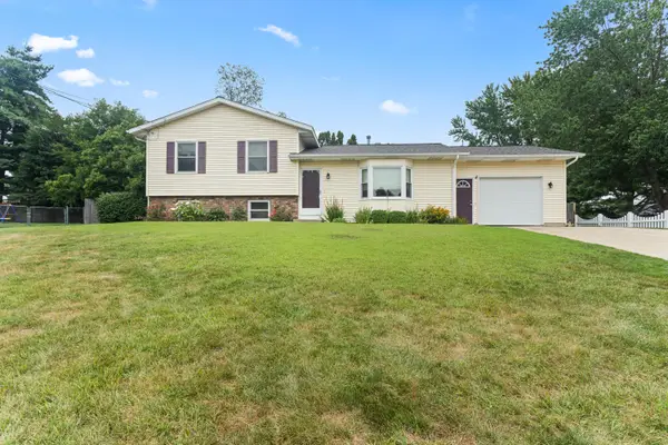 508 Arthur Court, Middleville, MI 49333