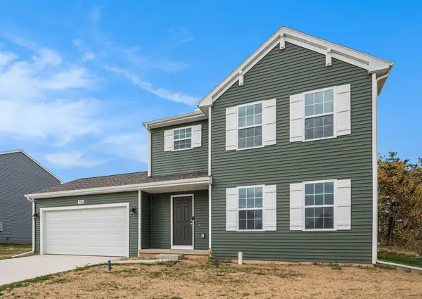 335 N Hillcrest Avenue, Fremont, MI 49412