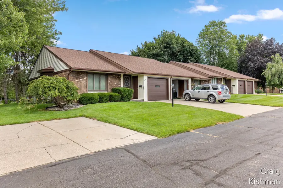 5158 Ridge Court, Hudsonville, MI 49426 - #2