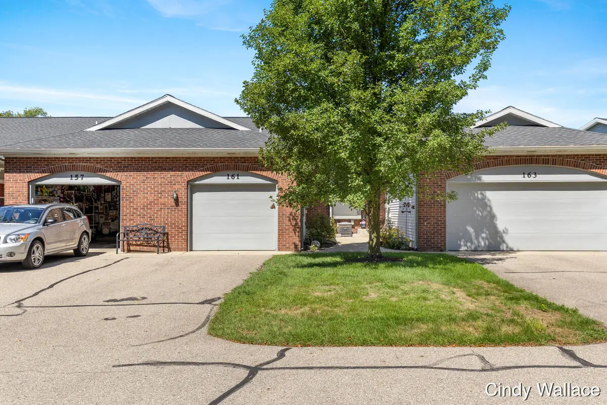 161 Laurelwood Court Sw #98, Grand Rapids, MI 49548 - #1