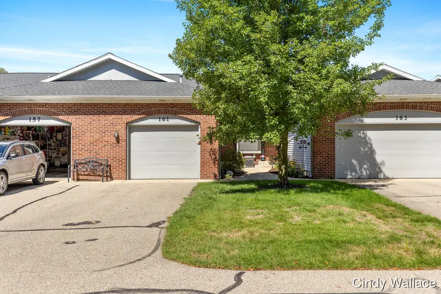 161 Laurelwood Court Sw #98, Grand Rapids, MI 49548 - #3