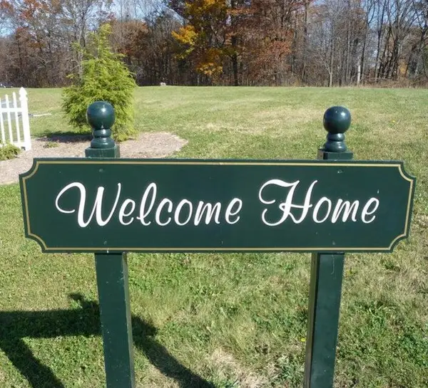 5076 Dickinson Court, St. Joseph, MI 49085