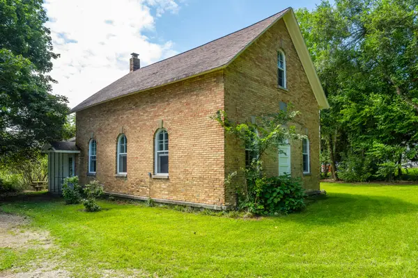 8890 Territorial Road, Benton Harbor, MI 49022