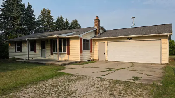 4545 S Rolland Road, Blanchard, MI 49310