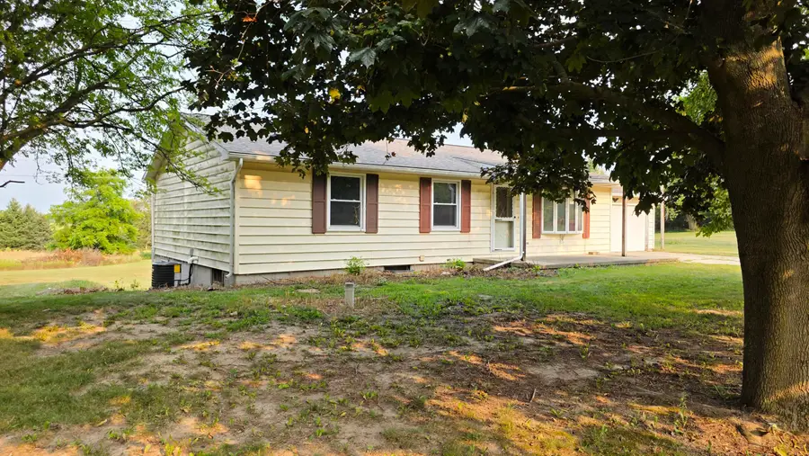 4545 S Rolland Road, Blanchard, MI 49310 - #3