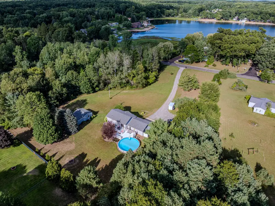 13955 Pine Lake Avenue Ne, Cedar Springs, MI 49319 - #2